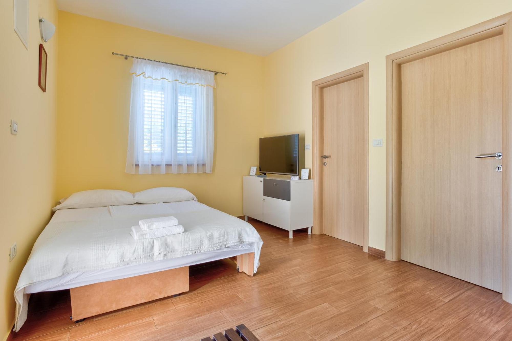 Apartment In Villa Moletto Seaside & Relax - 4 Guests Lovrečica 외부 사진